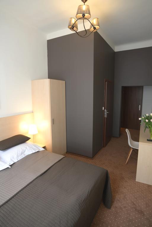 Ingo Aparthotel Krasków Εξωτερικό φωτογραφία